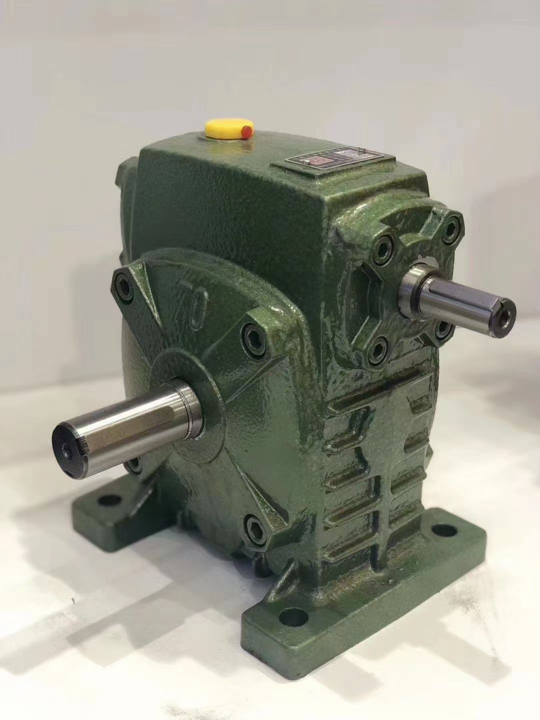Gearbox motor generator